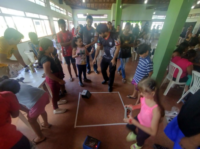 Atividade na Escola Casa Grande