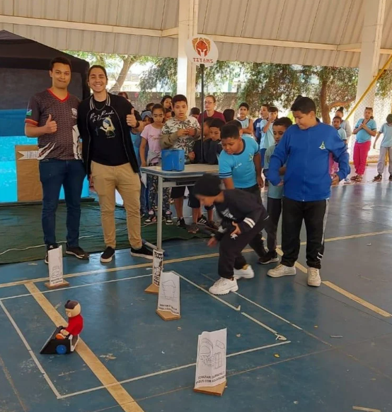 Atividade na Escola Santa Maria